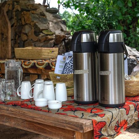 Dolly Farm & River Camp, Luxury Tents Usa River 외부 사진